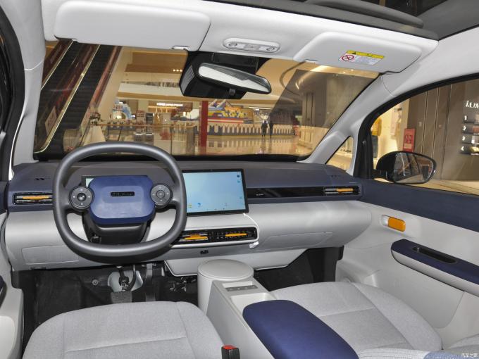 U2 porte 5 Seater 6.6kw Front Drive del veicolo elettrico 135km/H LHD 80/160Nm 5 3840×1742×1545mm 1